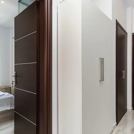 Metropolis Group Mesitiki 塞萨洛尼基